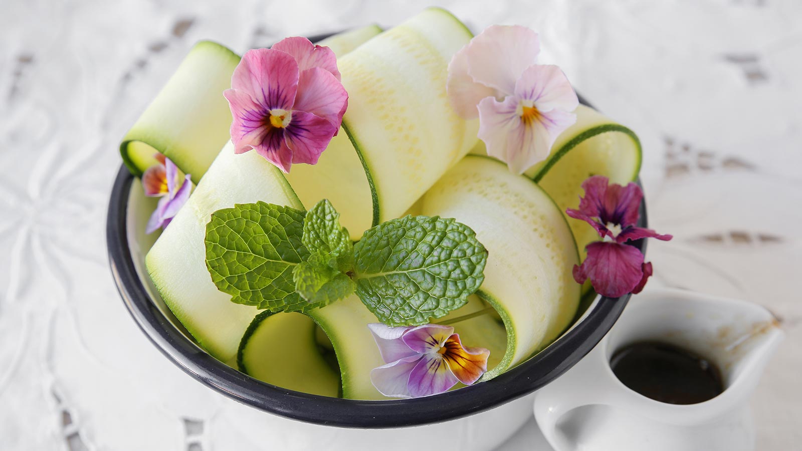 Florifagia comer flores